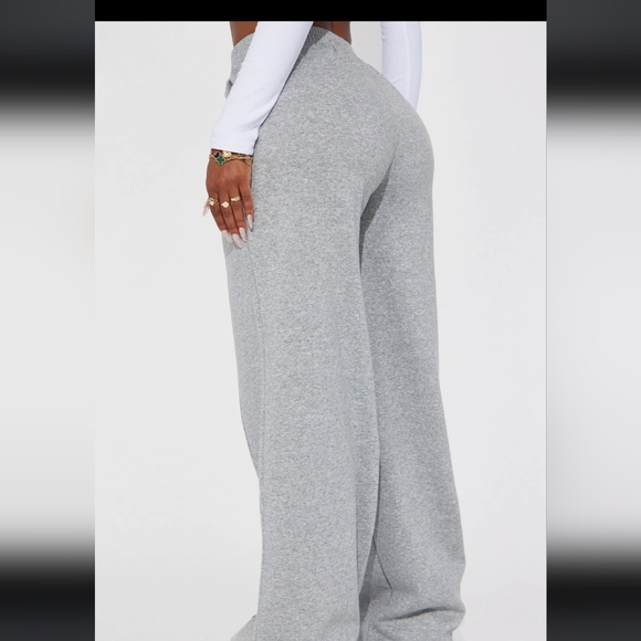 Grey sweatpants - Picture 3 of 4